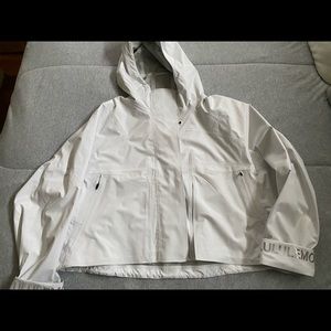 Lululemon Rain Chaser Jacket size 8